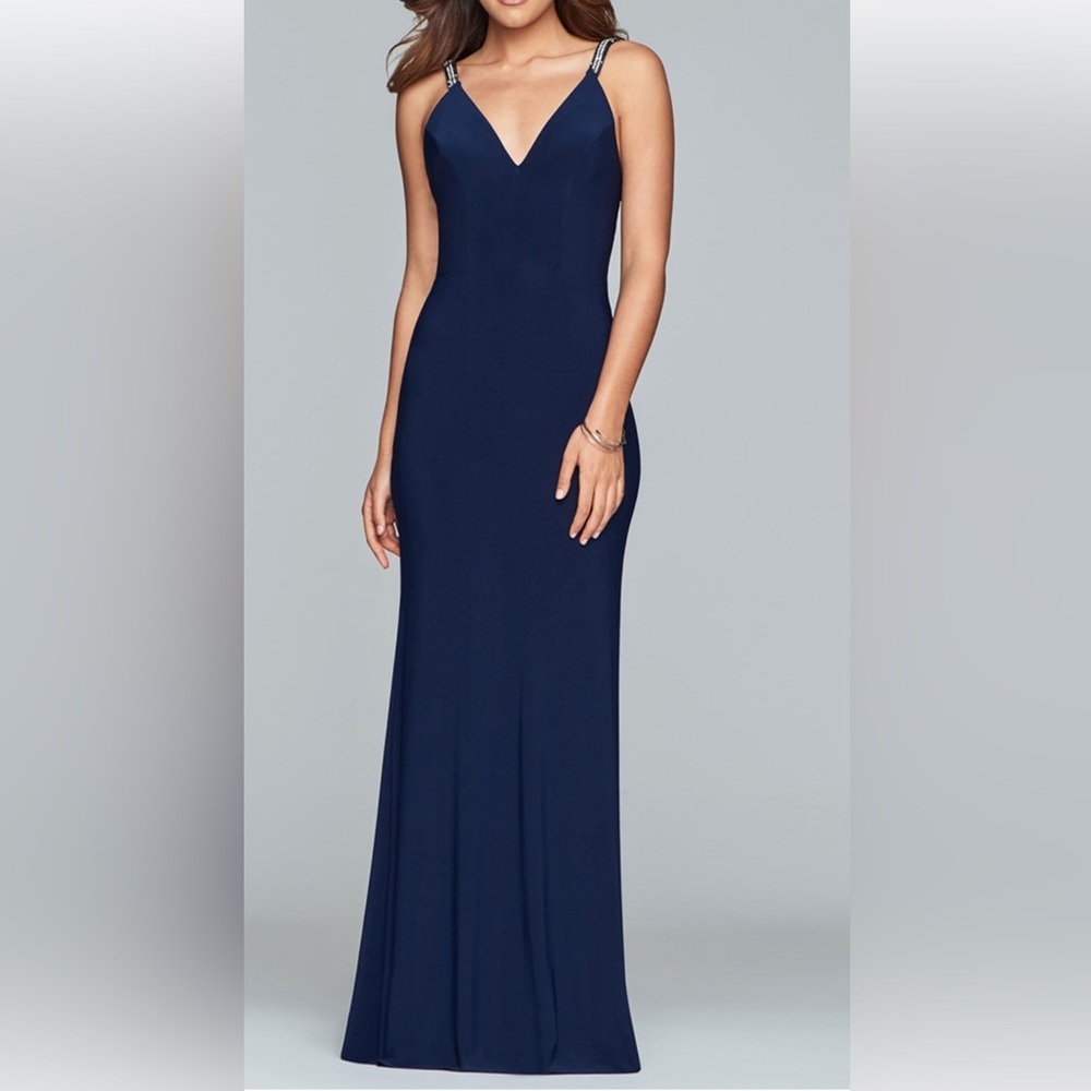 Faviana V-neck Crisscross Open Back Satin Evening Gown Dress Sz 8 Retail $358